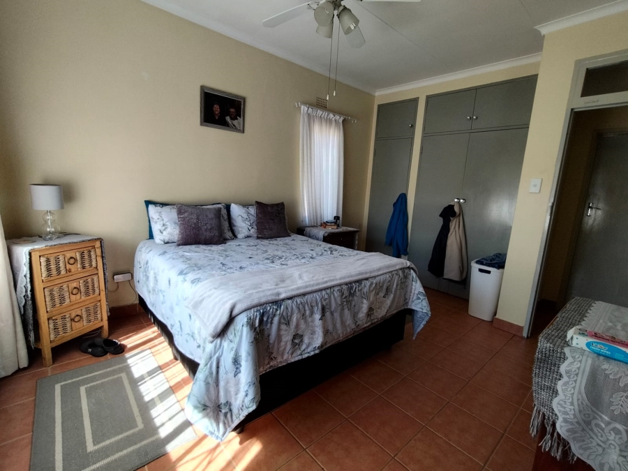 3 Bedroom Property for Sale in Protea Park North West